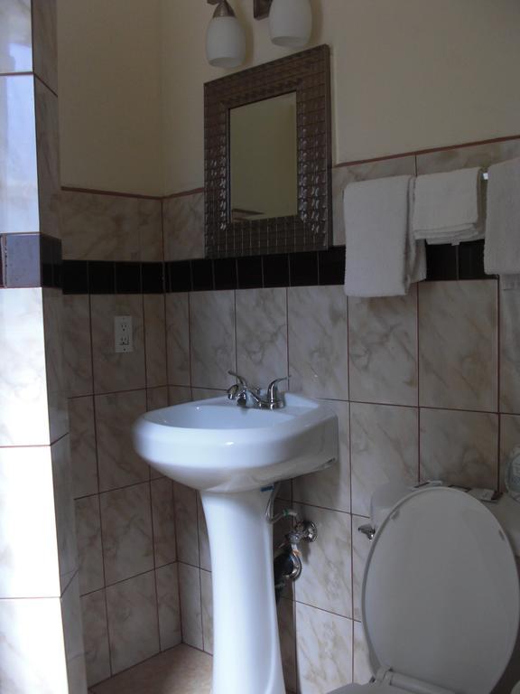 Tropicana Motel Compton Phòng bức ảnh